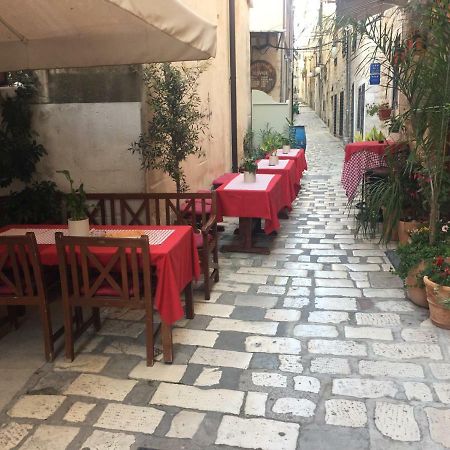 Apartments Kokolo Šibenik Екстериор снимка