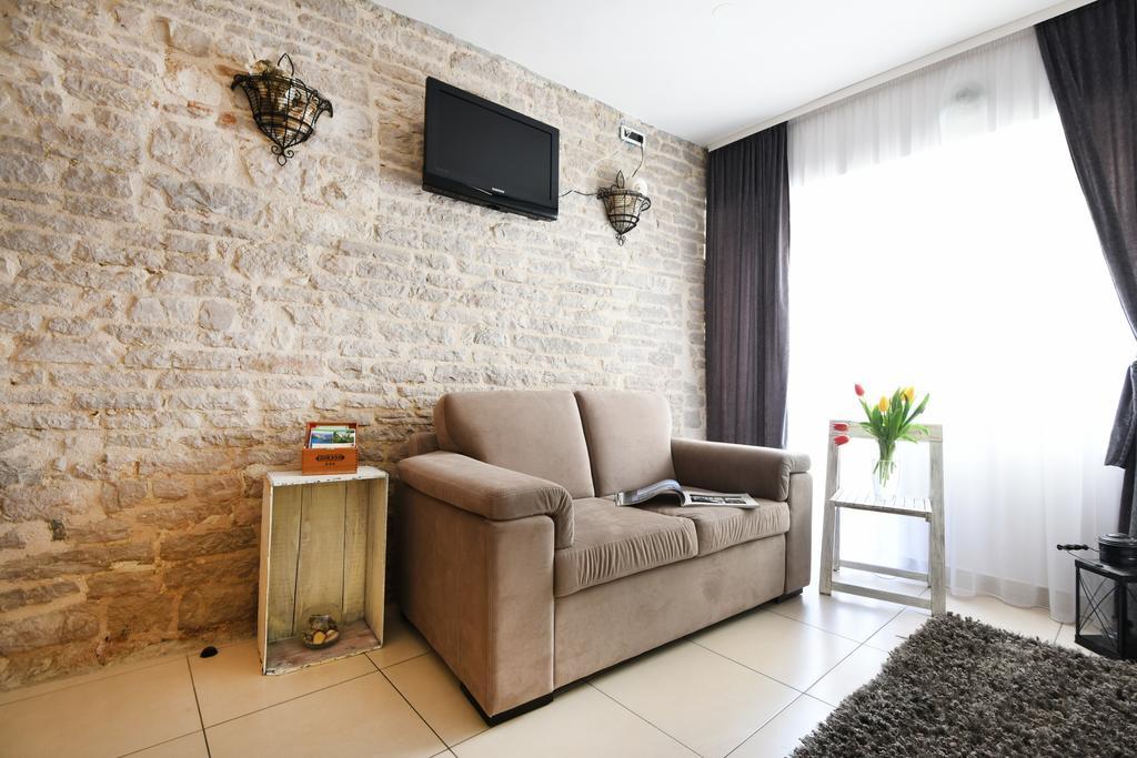 Apartments Kokolo Šibenik Стая снимка