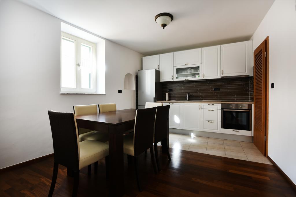 Apartments Kokolo Šibenik Стая снимка